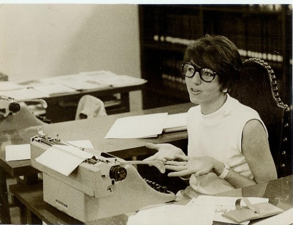 Marina na redação do Jornal do Brasil na avenida Rio Branco, no centro do Rio, no final dos anos 60. Foto: Acervo pessoal